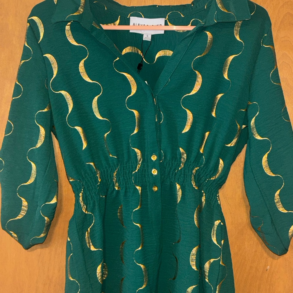 Alex & Parker Emerald Green & Gold Wavy Crescent Blouse Top Size Small NWT - Picture 2 of 15